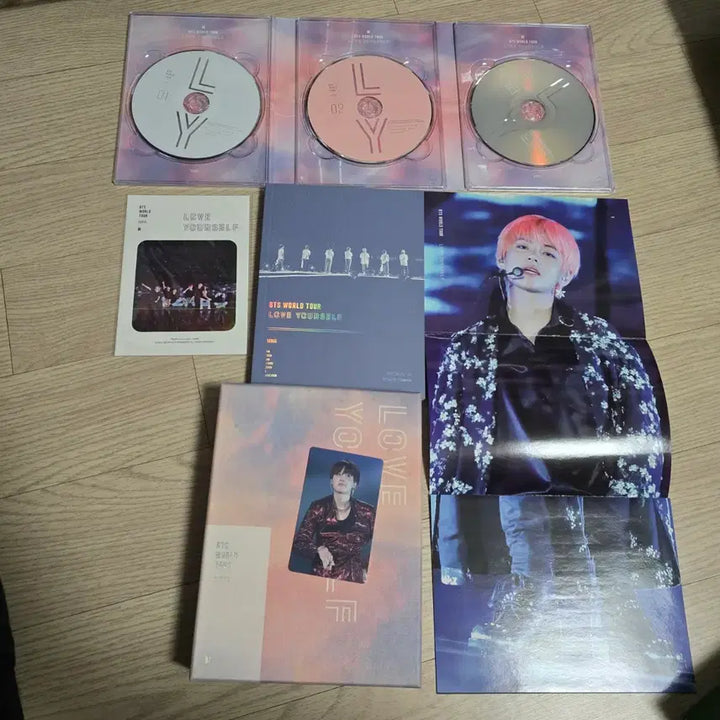 [BUNJANG] BTS Suga LOVE YOURSELF Seoul DVD Photocard Included Full Set / 방탄 럽셀서울 dvd 윤기 포카포함 풀셋양도.  bts suga