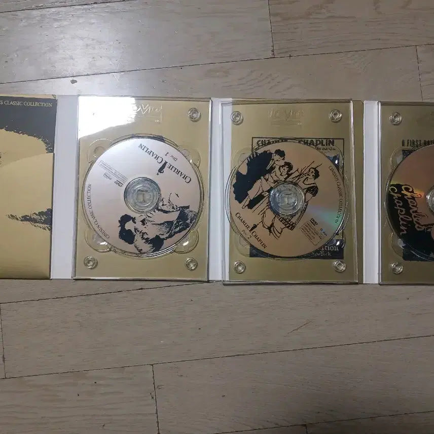 [BUNJANG] Charlie Chaplin 3-Disc Set DVD Collection / 찰리 채플린 3 디스크 세트(Charlie Chaplin)무료배송