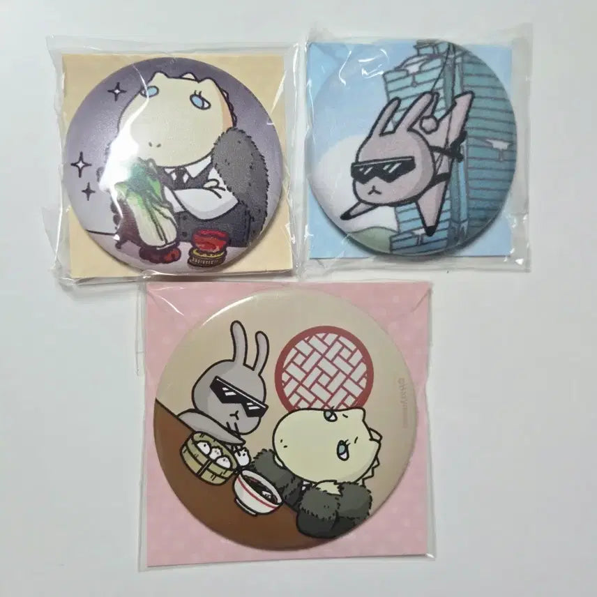 [BUNJANG] Codename Anastasia Taiwan Edition Can Badge &amp; Soft Badge Set / [코드네임아나스타샤] 대만판 캔뱃지1,말랑뱃지2