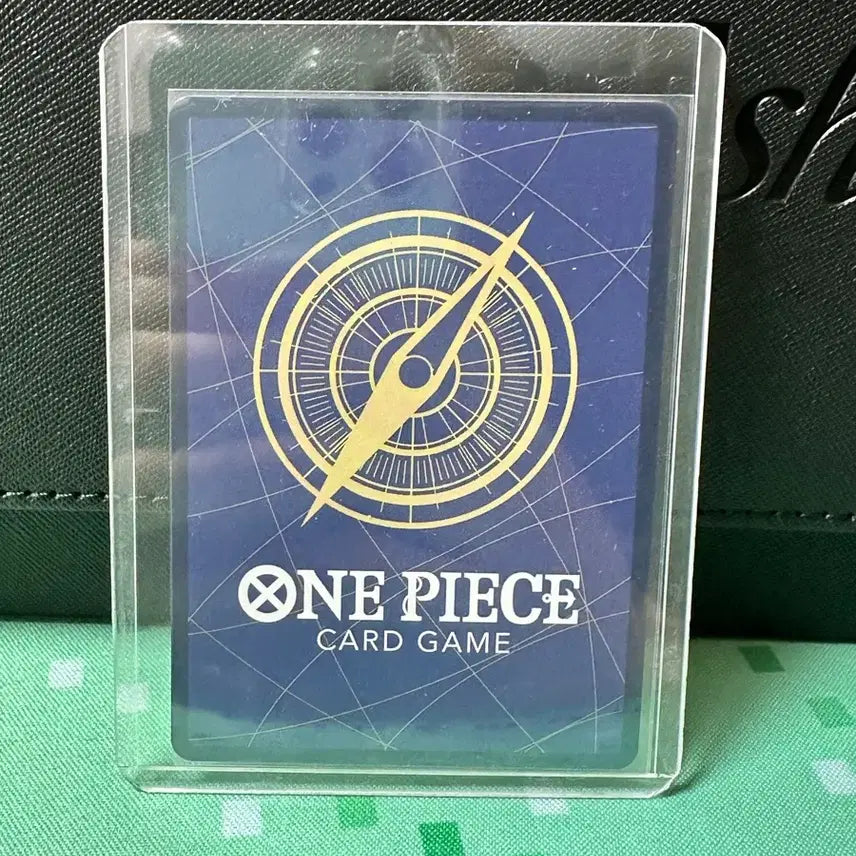 [BUNJANG] One Piece Trafalgar Law Heroines Secret Rare (S-Grade) / 트라팔가로 히로인즈 시크릿 (s급)
