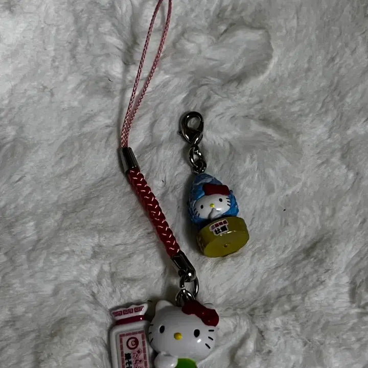 [BUNJANG] Hello Kitty Vintage Strap Bundle Set / 헬로키티 고전 스트랩 일괄