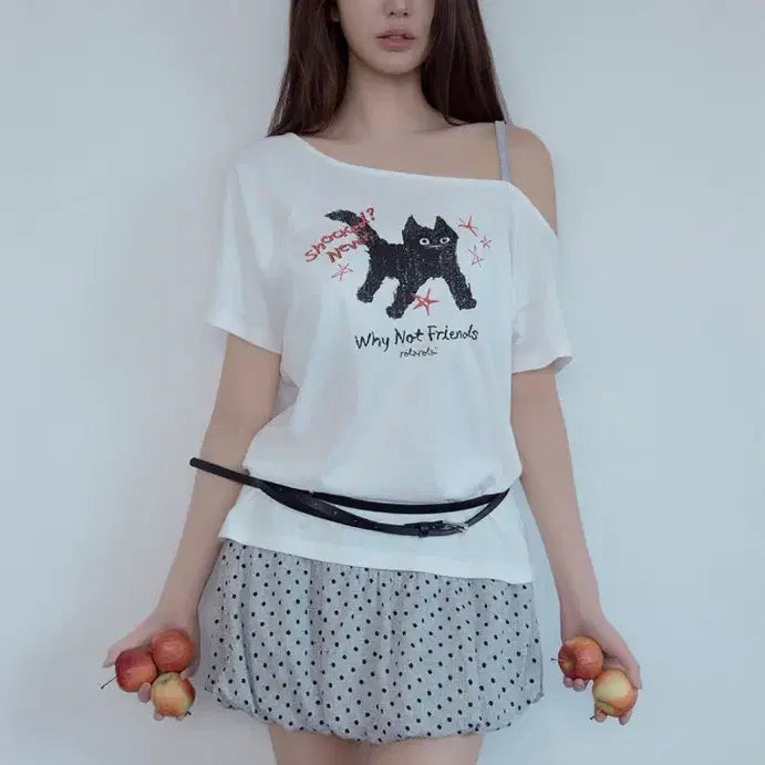 [BUNJANG] Rollercoaster Jang Won-young One-Shoulder T-Shirt / 장원영 로라로라 원숄더 티셔츠