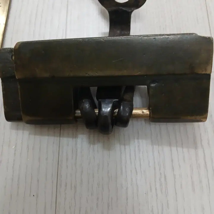 [BUNJANG] Traditional Lock Set (2 pcs) with Comb Pattern / 자물쇠 2개 세트 빗살무늬 전통 자물쇠