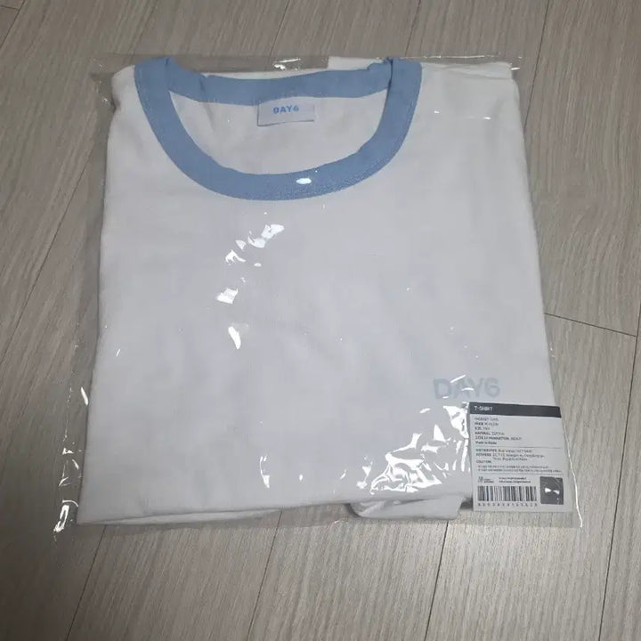 [BUNJANG] DAY6 PIER 10 Short Sleeve T-Shirt / 데이식스 피어텐 티셔츠 DAY6 PIER 10 반팔 티셔츠