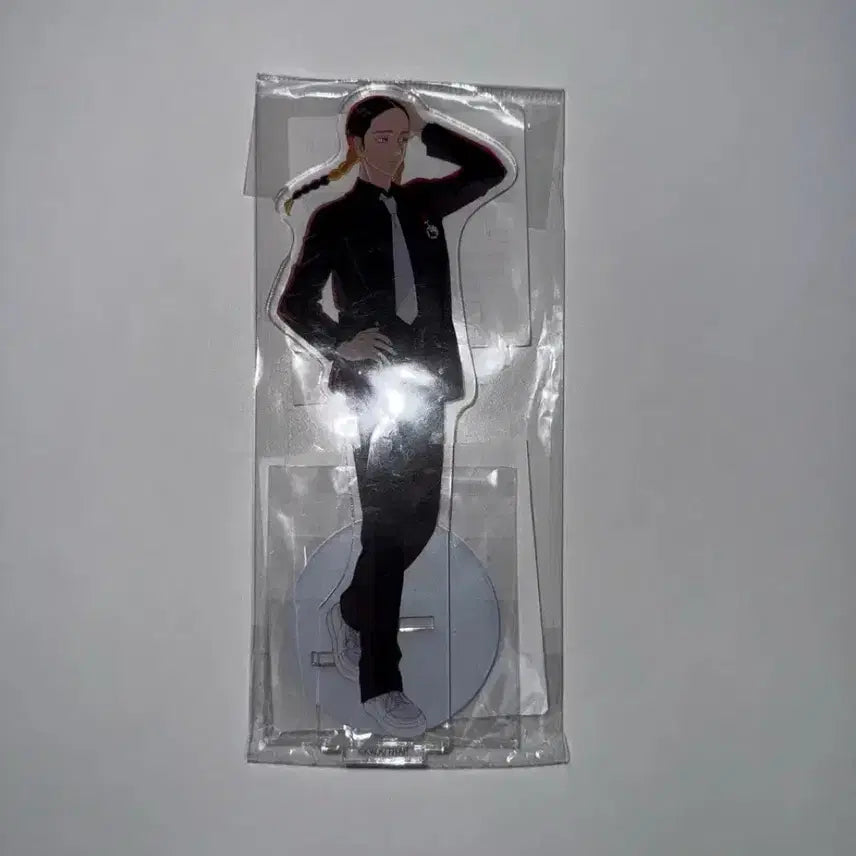 [BUNJANG] Tokyo Revengers Haitani Ran Suit Acrylic Stand / 도쿄 리벤저스 하이타니 란 정장 아크릴 스탠드