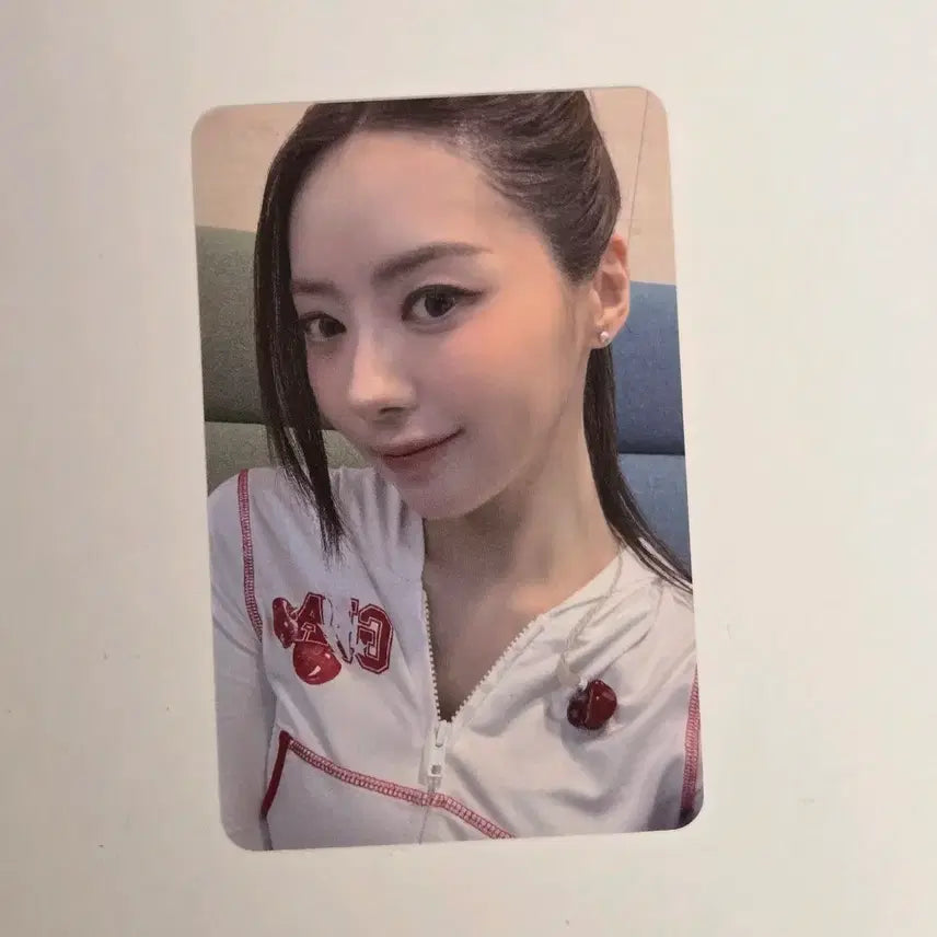 [BUNJANG] I.O.I Nayoung M Countdown Live Broadcast Photocard / 아이오아이 I.O.I 나영 엠카운트다운 공방 포카 포토카드