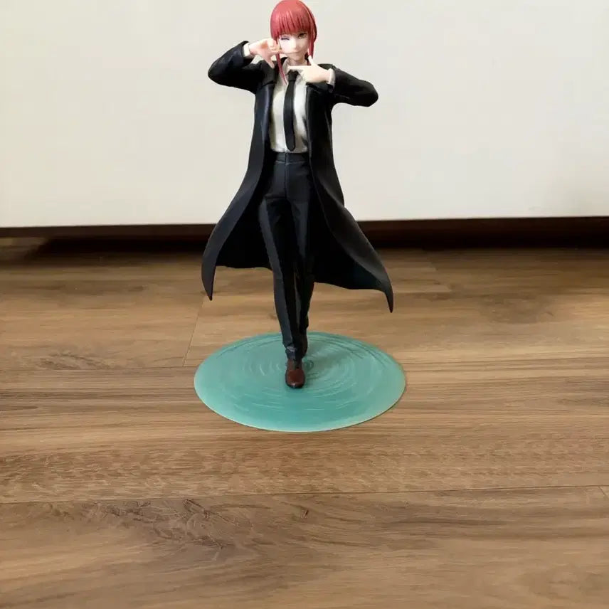 [BUNJANG] Chainsaw Man Makima Figure / 체인소맨 마키마 피규어(배송비x,영상첨부)