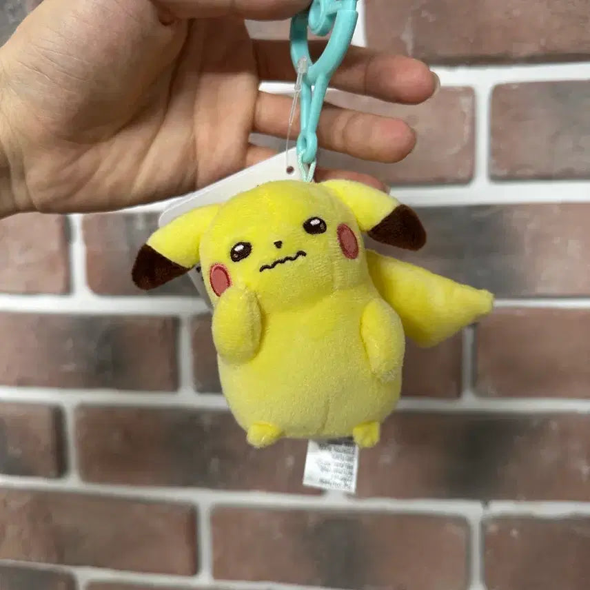 [BUNJANG] Pokemon Pikachu Coward Personality Mascot Plush Keychain / [반택포]포켓몬스터 각양각색 피카츄 겁쟁이 성격 마스코트 인형 키링
