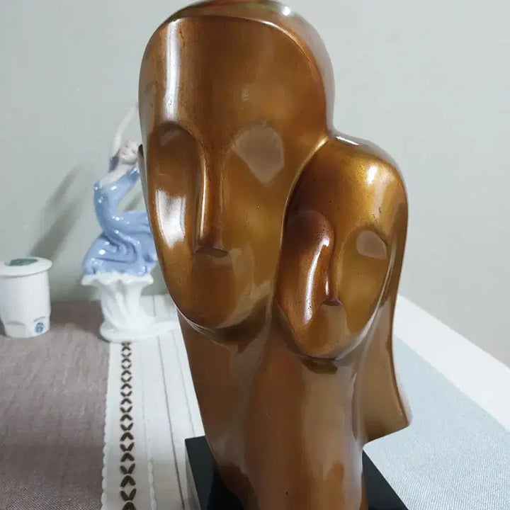 [BUNJANG] Kim Beom "Lovers" Bronze Sculpture / 김범작가 작품 황동연인상