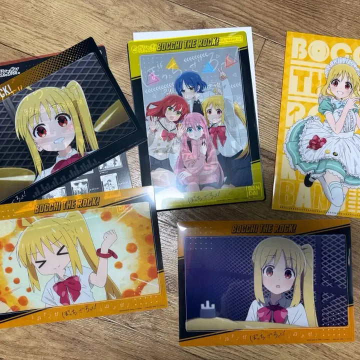 [BUNJANG] Bocchi the Rock! Nijika Acrylic Bundle Set / 봇치 더 록 니지카 굿즈 일괄