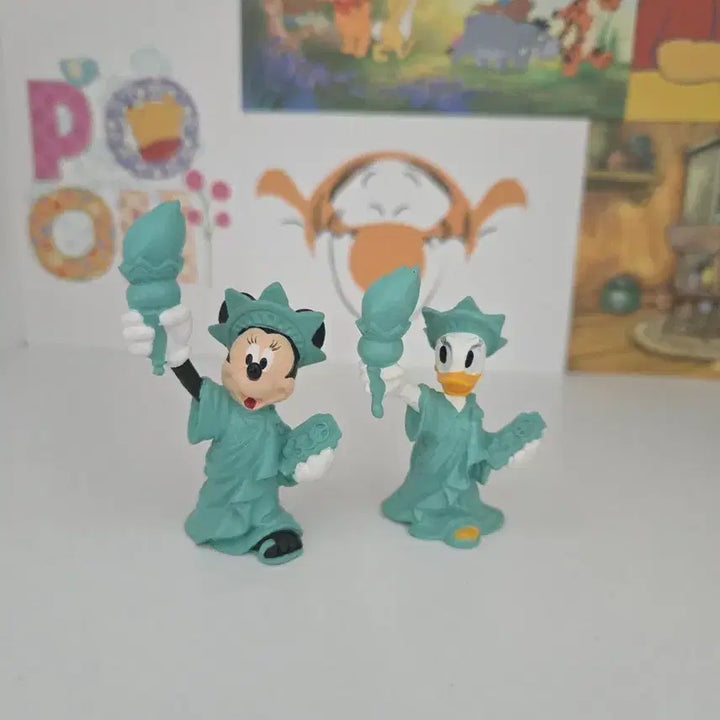 [BUNJANG] Disney Statue - Statue of Liberty (Minnie &amp; Daisy) / 디즈니 자유의 여신상