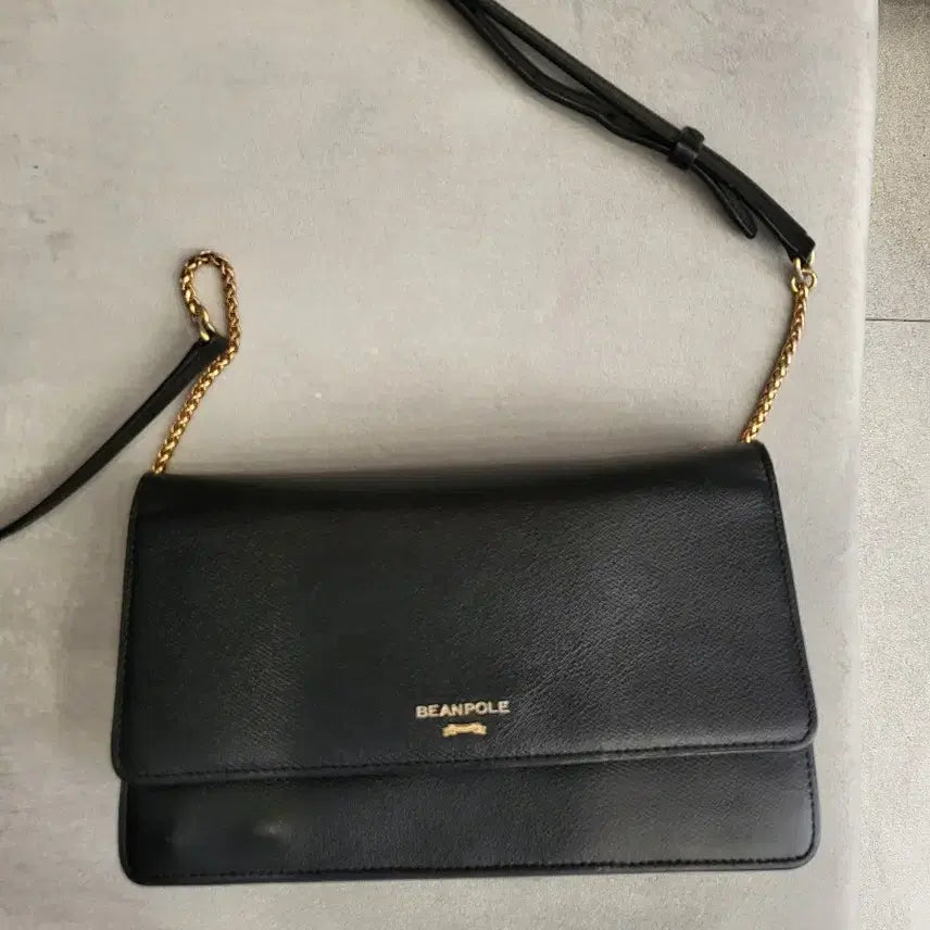 [BUNJANG] Beanpole Leather Crossbody Bag / 빈폴크로스백