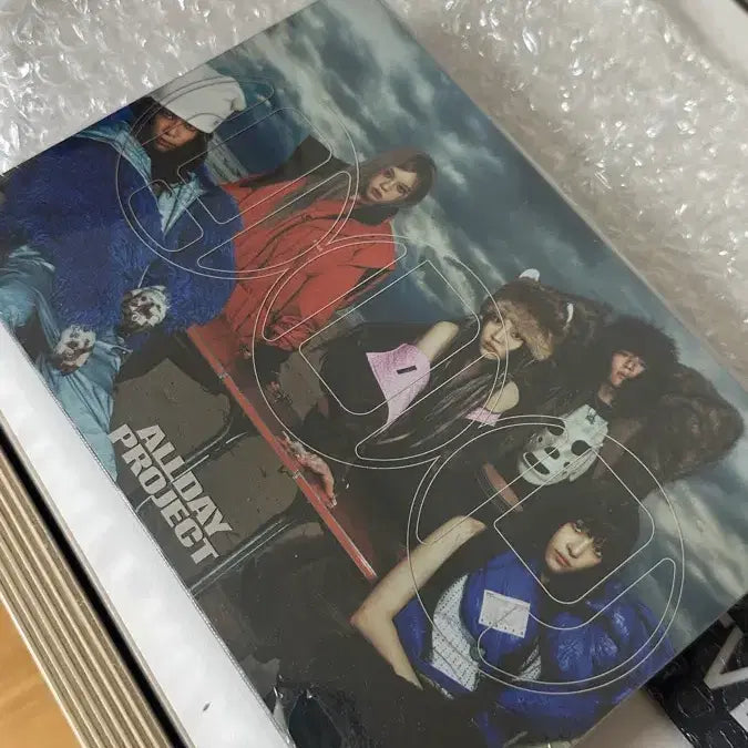 [BUNJANG] ALLDEF Autographed Poster (Sealed) / 올데프 싸인 포스터 개봉