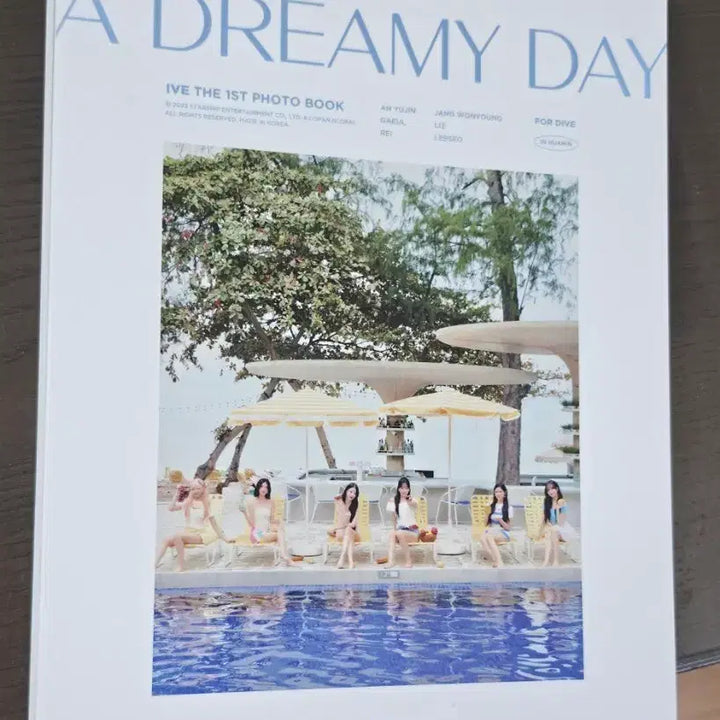 [BUNJANG] IVE A Dreamy Day Photobook / 아이브 어드리미데이 포토북 판매해요 유진가을레이 원영리즈이서