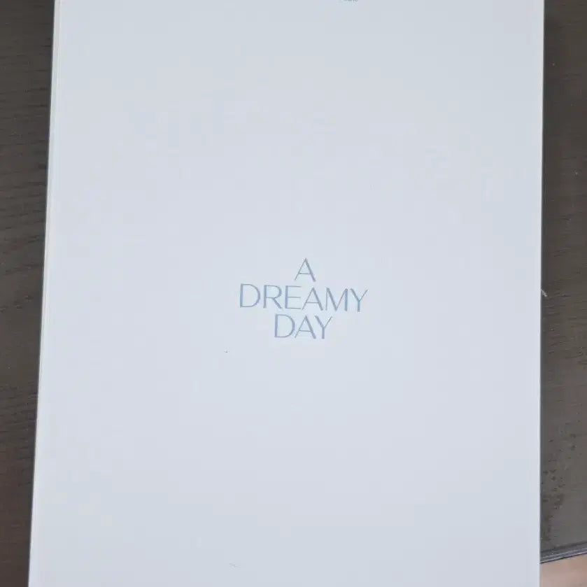 [BUNJANG] IVE A Dreamy Day Photobook / 아이브 어드리미데이 포토북 판매해요 유진가을레이 원영리즈이서