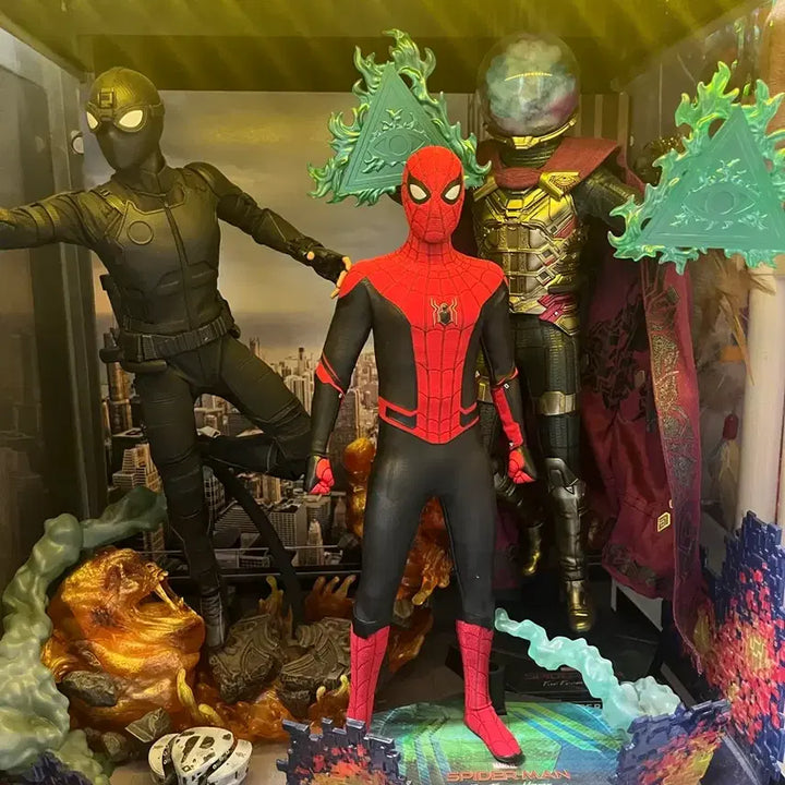 [BUNJANG] Hot Toys Spider-Man: Far From Home Stealth Suit Diorama Display Set / [핫토이] 스파이더맨 파프롬홈 라인 판매합니다