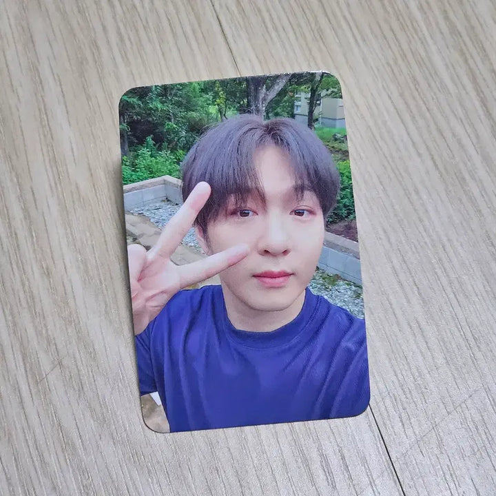 [BUNJANG] BTOB Lee Changsub Jururu Official Photocard / [급처 6/1 오늘만 할인가] 비투비 이창섭 주르르 공방 포카