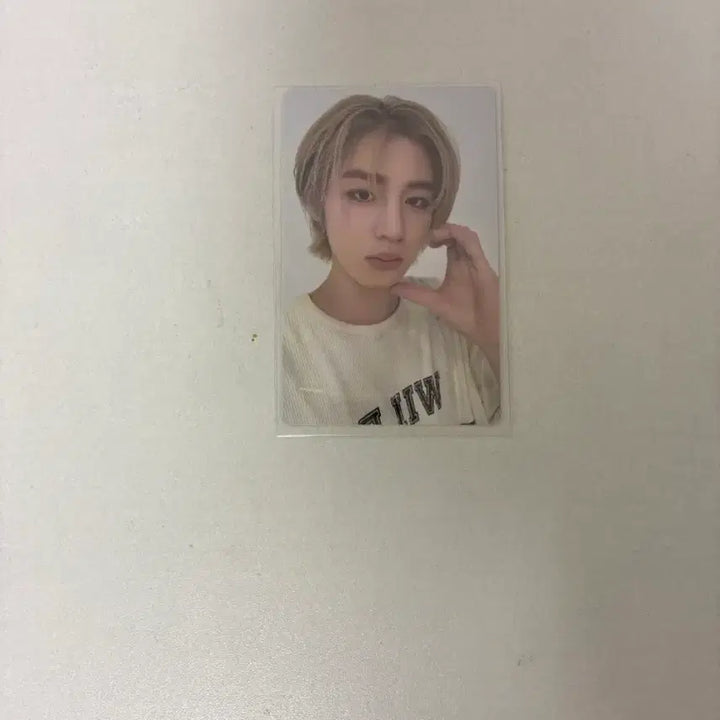 [BUNJANG] BOYNEXTDOOR Leehan Weverse Photocard / 보넥도 19.99 위버스 이한 포카