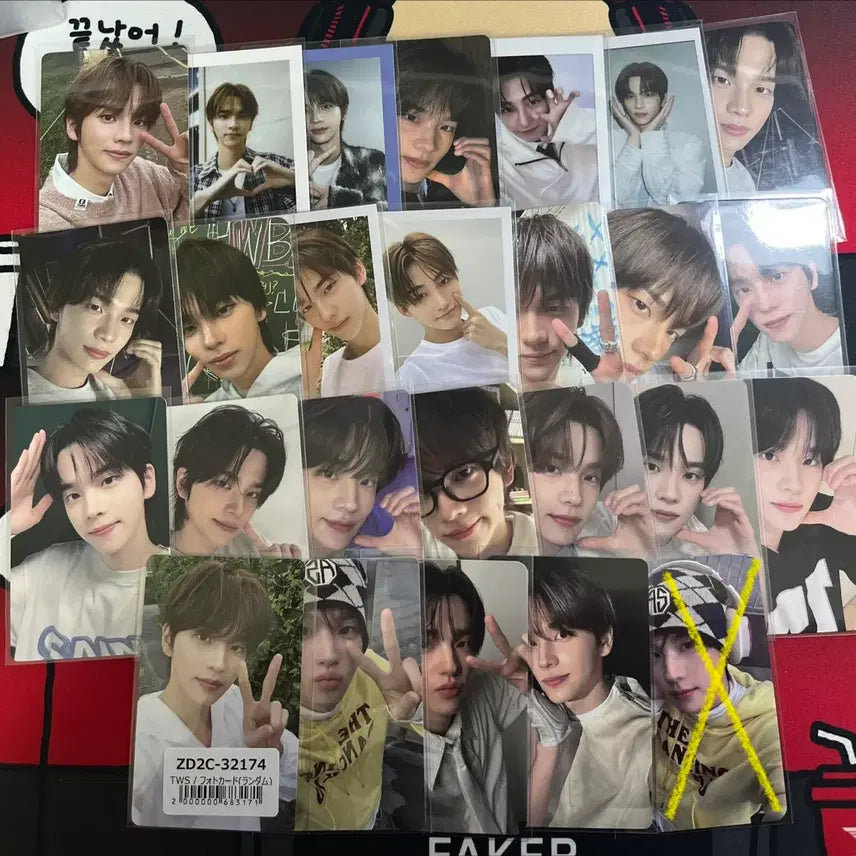 [SOLD OUT] 투어스 포카 양도(신유, 지훈)
