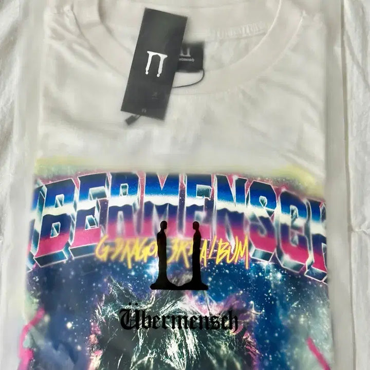[BUNJANG] G-Dragon Ubermensch World Tour T-Shirt White (Sealed) / 지드래곤 위버멘쉬 월드 투어 티셔츠 화이트 미개봉 (정가이하)