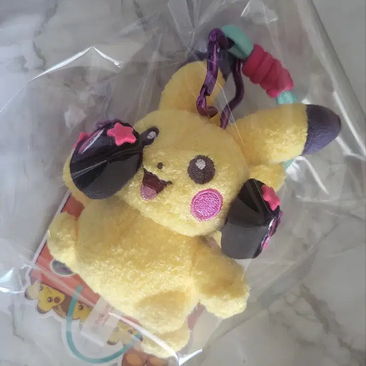 [BUNJANG] Pokemon Metamon Playground Pop-Up Pikachu &amp; Pachirisu Mascot Keychain Plush / 포켓몬스터 메타몽놀이터 팝업 피카츄+파치리스 마스코트 인형 판매합니다