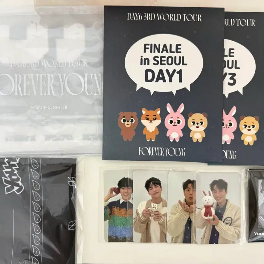[BUNJANG] Day6 Forever Young Merchandise Bundle Set / 데이식스 포에버영 굿즈 일괄판매