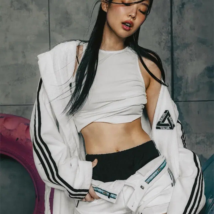 [BUNJANG] Palace Adidas Towel Robe / 팔라스 아디다스 타월 로브