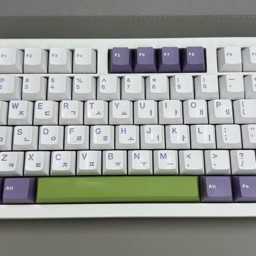 [SOLD OUT] [BUNJANG] Pre-Flow Archon AK74 104-Key Silent Keyboard / 프리플로우 아콘 ARCHON AK74 104키 저소음 눈송이