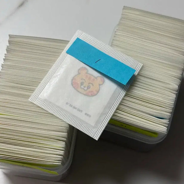 [BUNJANG] Roromelo Dreamiz Ttibbusil Sticker Set Sealed / 로로멜로 드리미즈 띠부씰 미개봉 판매해요
