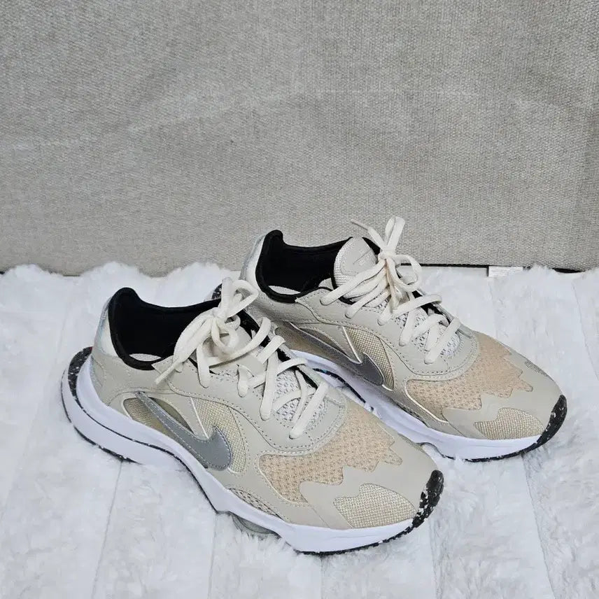 [BUNJANG] Nike Air Zoom Mesh Sneakers / 나이키 에어줌 메쉬 운동화 230(225추천)