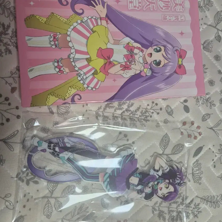 [BUNJANG] PriPara Joyouth Chinese Official Shion Acrylic Stand / 프리파라 시온 아크릴 스탠드