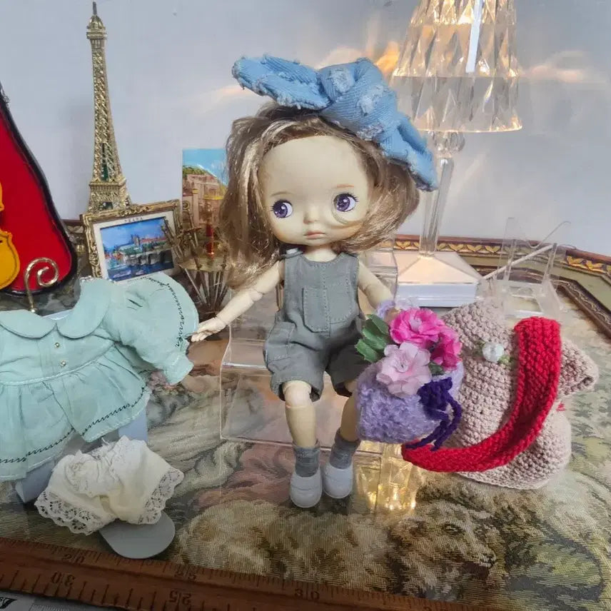 [BUNJANG] Monstdoll Doll and Outfits Set / 몬스트돌 인형과 의상들