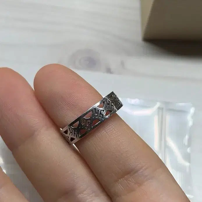 [BUNJANG] Young K REBOOTING R NEXT LEVEL Ring (Used) / 영케이 레윗노 반지 (사용감 있음)