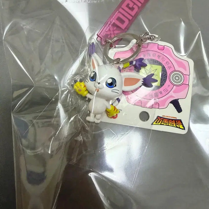 [BUNJANG] Digimon Adventure Tailmon (Gatomon) Figure Keychain Holder / (미개봉,현물)디지몬 어드벤처 테일몬 가트몬 피규어 키링 키홀더 나리