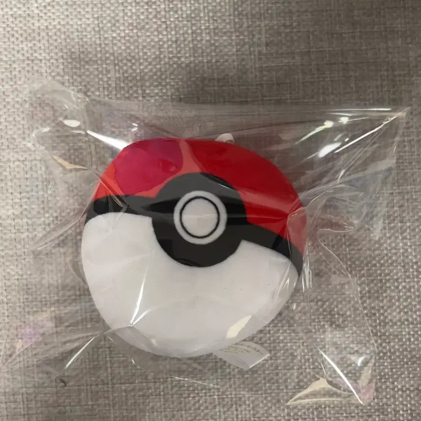 [BUNJANG] Pokemon Ball Keychain / 포켓몬볼 키링