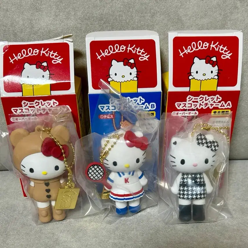 [BUNJANG] Sanrio Hello Kitty 50th Anniversary Keychain Bundle Set (3 Types) / 일괄 산리오 헬로키티 50주년 키링 3종