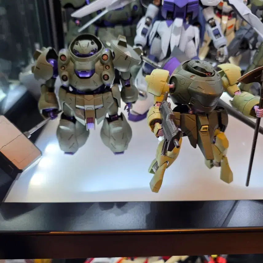 [BUNJANG] Gundam: Iron-Blooded Orphans 1/100 Scale Painted Model Set (11 Types) / 철혈의 오펀스 11종 도색작 1/100