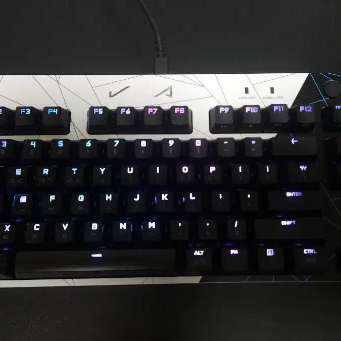[BUNJANG] Logitech KDA Gaming Keyboard / 로지텍 KDA 키보드