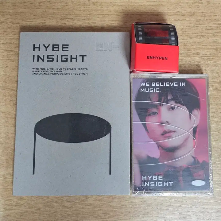 [BUNJANG] ENHYPEN HYBE INSIGHT Merchandise Set / 엔하이픈 하이브 인사이트 HYBE INSIGHT 굿즈 enhypen