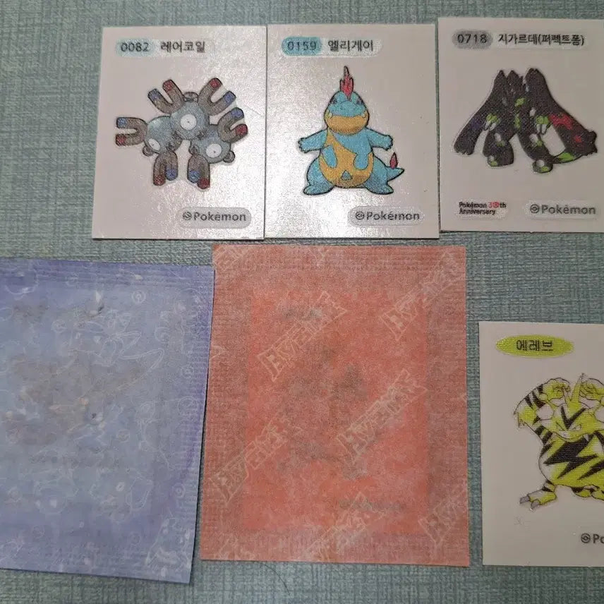 [BUNJANG] Pokemon 30th Anniversary Stickers Bundle Set / 포켓몬 30주년 띠부씰 피카츄 망나뇽 에레브 지가르데 일괄