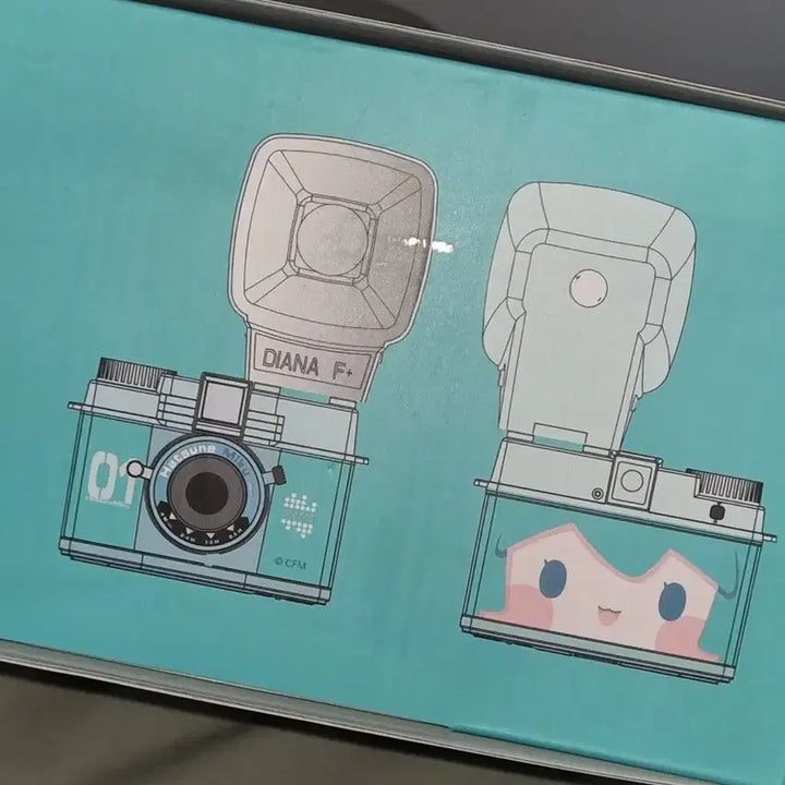 [BUNJANG] Hatsune Miku Film Camera / 하츠네 미쿠 필름 카메라 판매합니다.