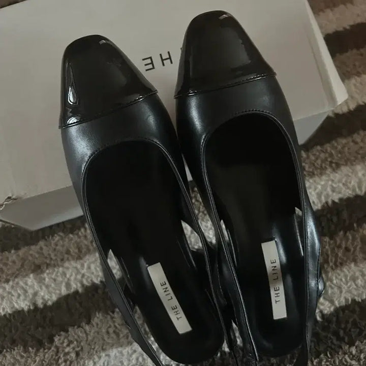 [BUNJANG] Black Mid-Heel Shoes - Size 240 / 미들 구두 새상품 240