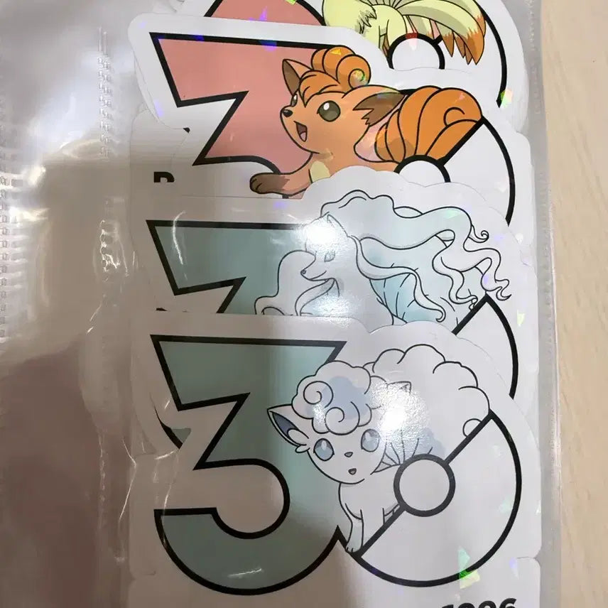 [BUNJANG] Pokemon 30th Anniversary Alolan Ninetales &amp; Ninetales Sticker Set (4 Types) / 포켓몬 30주년 로고 스티커 알로라 식스테일 나인테일 4종 세트