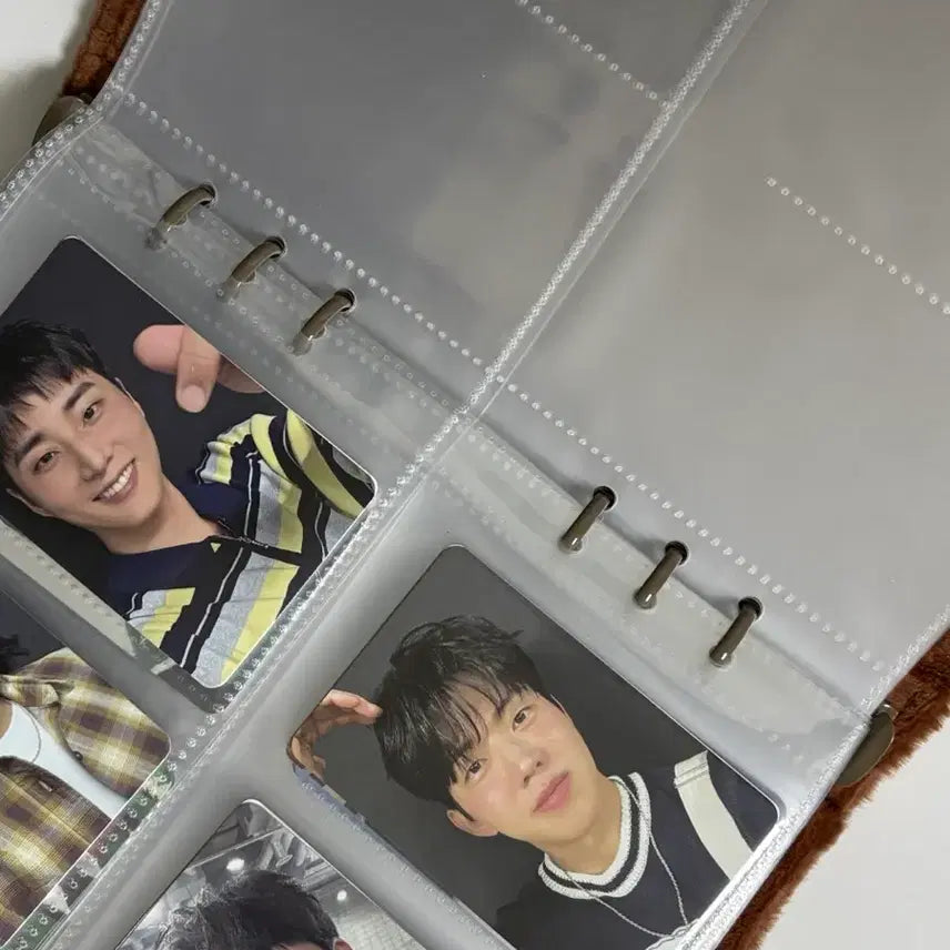 [BUNJANG] Day6 Denimals Binder (Photocards Included) / 데이식스 데니멀즈 방 바인더 (포카 포함)