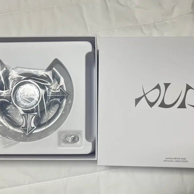 [BUNJANG] ALPHADRIVE ONE Official Lightstick / 알디원 공식 응원봉