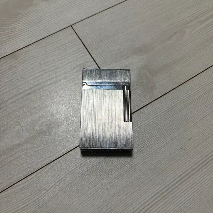 [BUNJANG] Silver Brushed Lighter / 라이터 실버 브러쉬드
