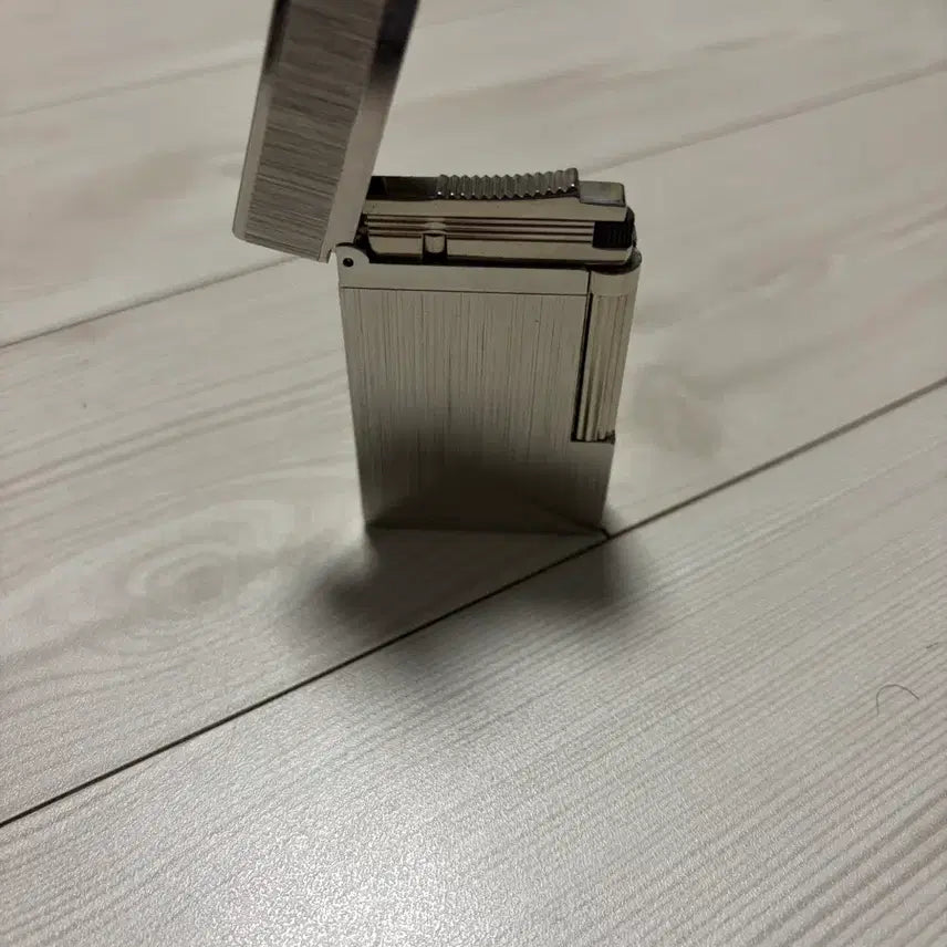 [BUNJANG] Silver Brushed Lighter / 라이터 실버 브러쉬드