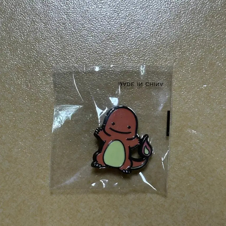 [BUNJANG] Colorgram Pokemon Charmander Pin Badge / 컬러그램 포켓몬스터 파이리 핀뱃지