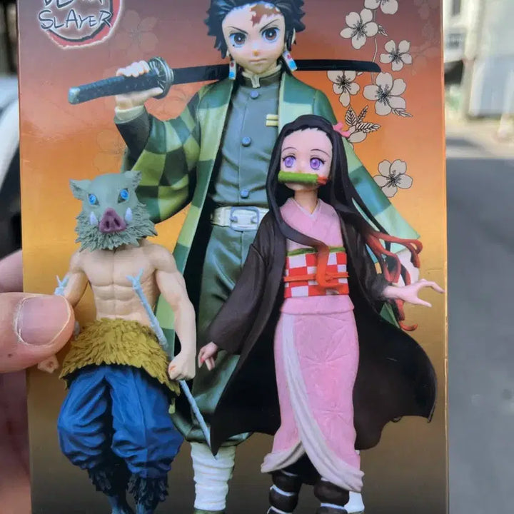 [BUNJANG] Demon Slayer Zenitsu Figure / 귀멸의 칼날 젠이츠 피규어