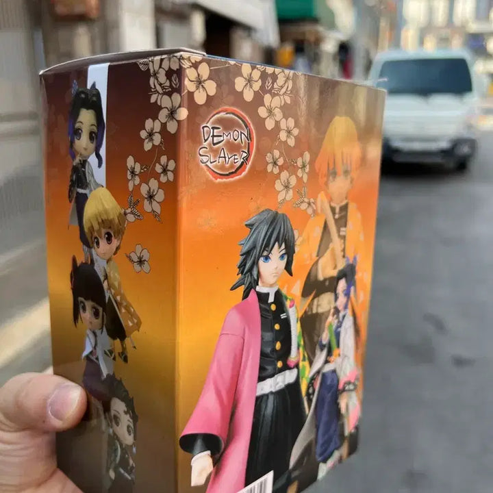 [BUNJANG] Demon Slayer Zenitsu Figure / 귀멸의 칼날 젠이츠 피규어